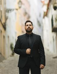 Cartaz: MARCO RODRIGUES CANTA CARLOS DO CARMO | HÁ FADO NO CAIS