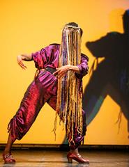 Cartaz: THE DISAPPEARING ACT | YINKA ESI GRAVES
