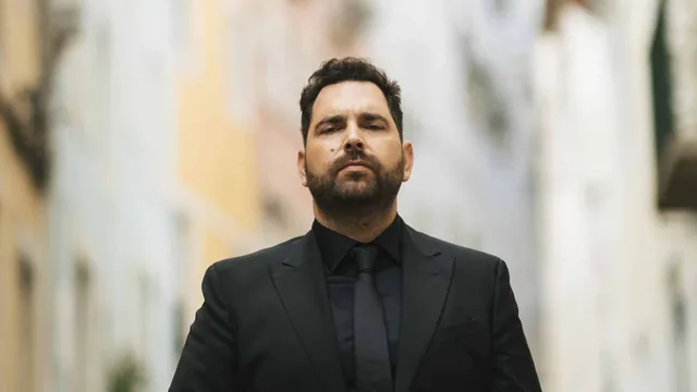 Imagem: Marco Rodrigues canta Carlos do Carmo