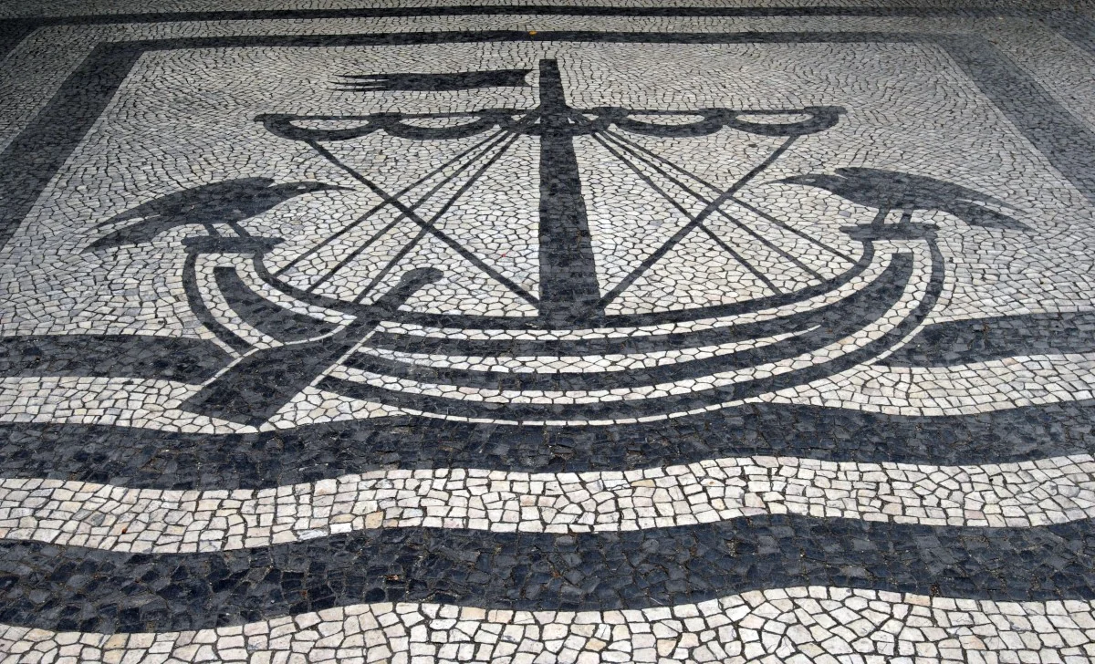 Imagem: Calçada Portuguesa: Desafios do Património e da Memória