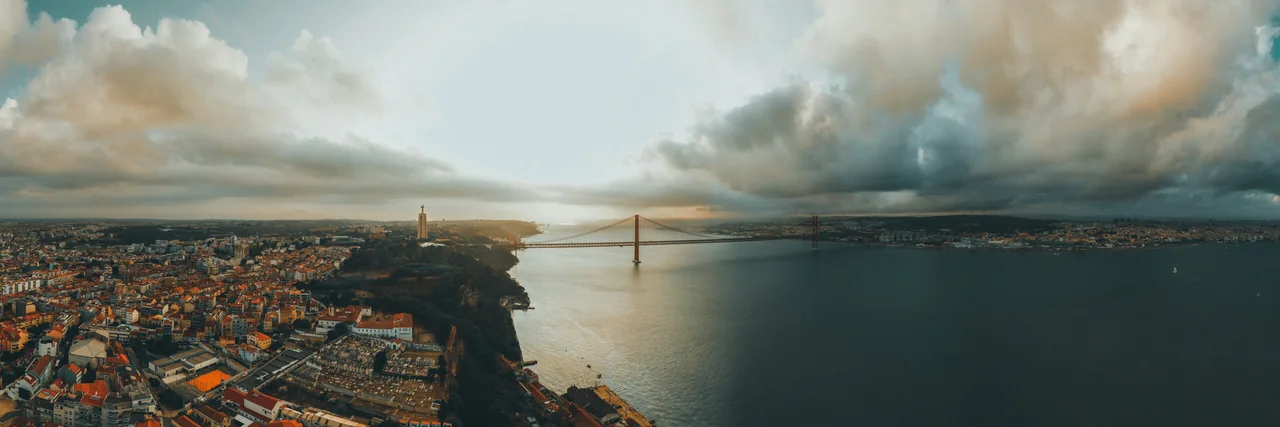 Imagem: Uma Ponte, Duas Margens